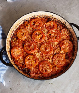 Baked orzo puttanesca